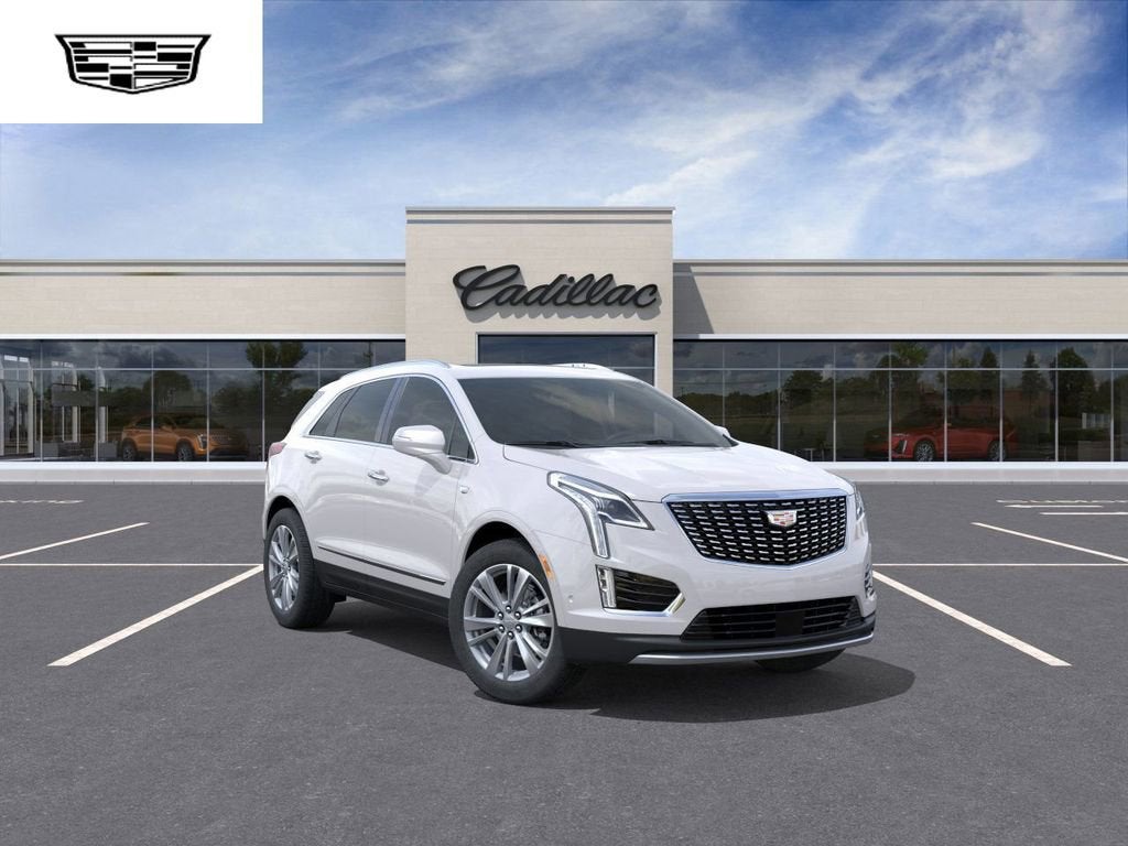 2025 Cadillac XT5 Premium Luxury in Crystal White Tricoat — front three-quarter view